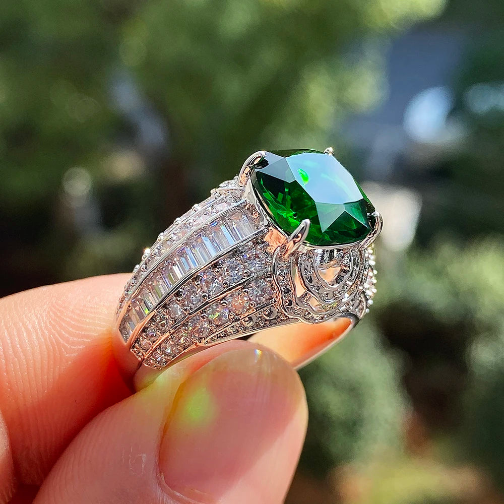 Huitan New Gorgeous Square Green Stone Women Wedding Rings Micro Paved Shiny CZ Noble Lady Engagement Party Ring Fashion Jewelry