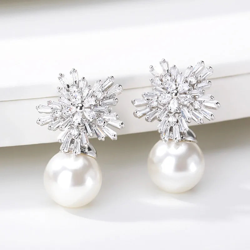 Luxury Cute Austrian Cubic Zirconia Stud Earrings For Women Wedding Fashion Imitation Pearl Snow Flower Bridal Girl Jewelry Gift