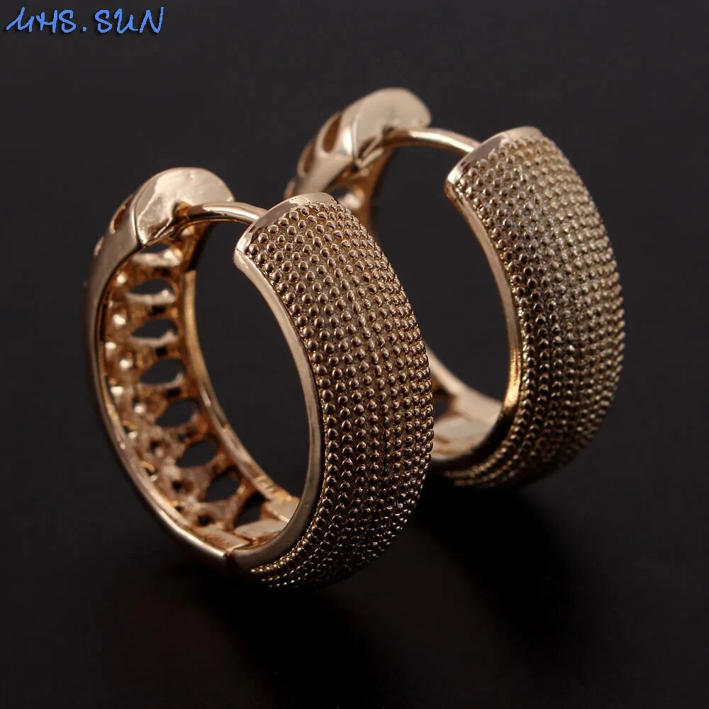 MHS.SUN Vintage Gold Color Women Hoop Earrings Hollow Design Girls Loop Earrings Luxury Ear Jewelry 1Pair For Gift