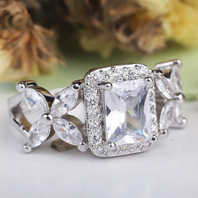 Ring Flower Shape Square Drill Twist Arm Zircon Rings Princess Micro-inlaid Drill Wedding Rings for Women Engagement