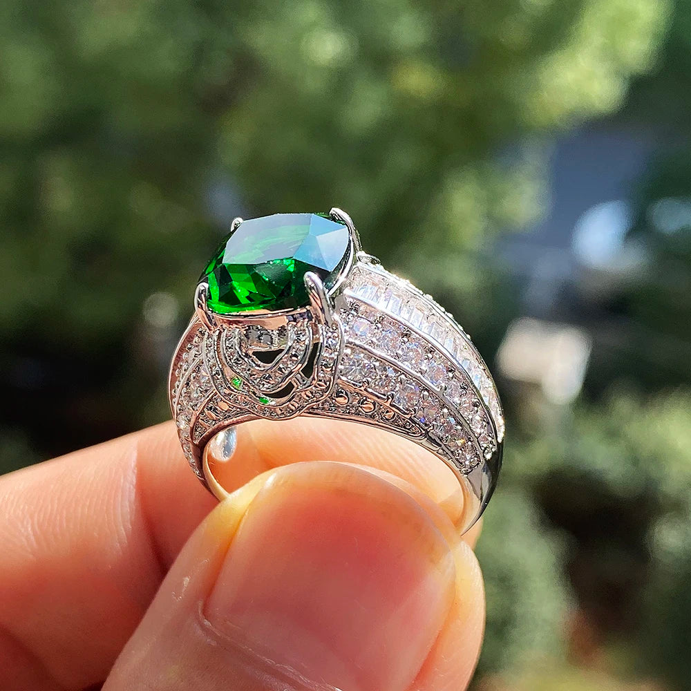 Huitan New Gorgeous Square Green Stone Women Wedding Rings Micro Paved Shiny CZ Noble Lady Engagement Party Ring Fashion Jewelry