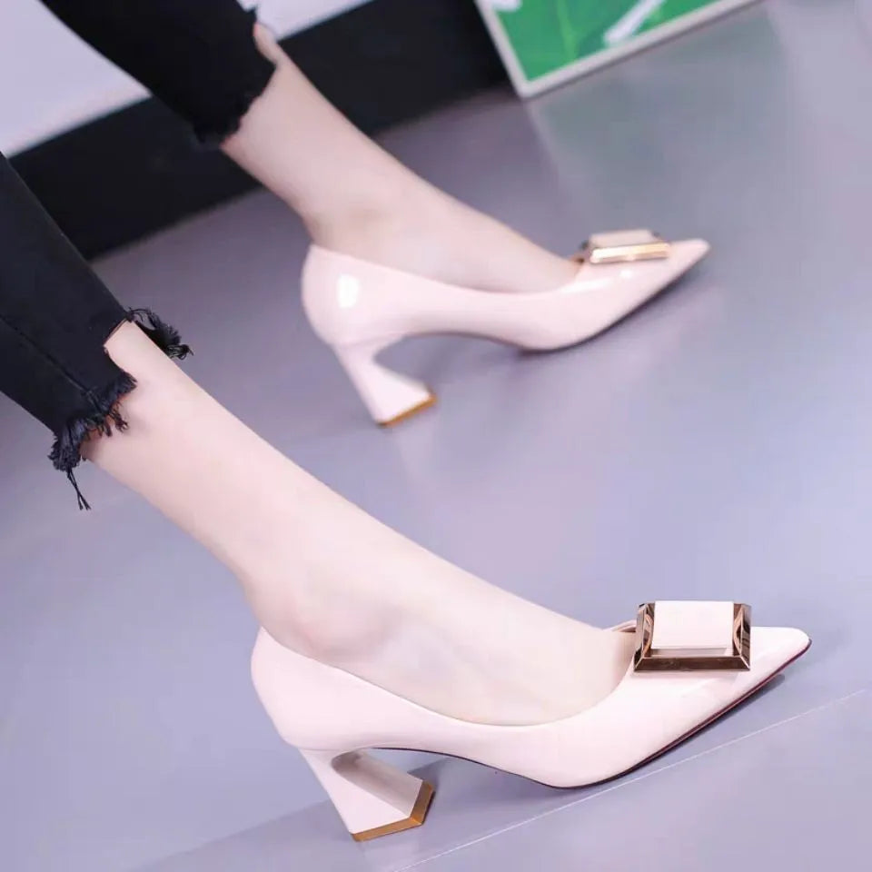 Square Buckle Fashion OL Office Shoes 2023 New Women's Concise Patent Leather Shallow High Heels Shoes Pointed Toe Women Pumps