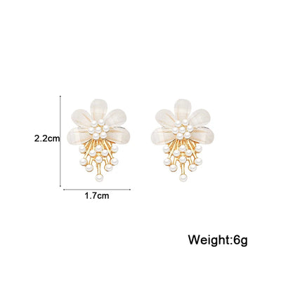 Imitation Pearl Blooming Flower Stud Earrings for Female Beige Enamel Petals Korean Fashion Sweet Lovey Small Earrings 2024 new