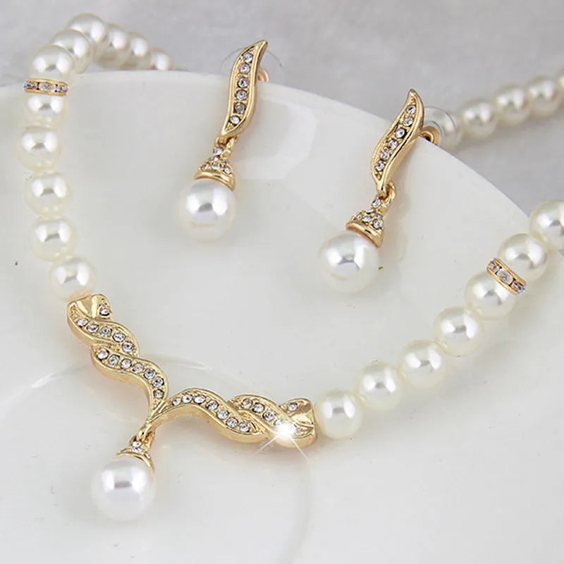 Women's 2 Piece Jewelry Sets One Gold Color Necklace + 1 Pair Earrings Wedding Bridal Pearl Elegant Decoration Pendientes Gifts