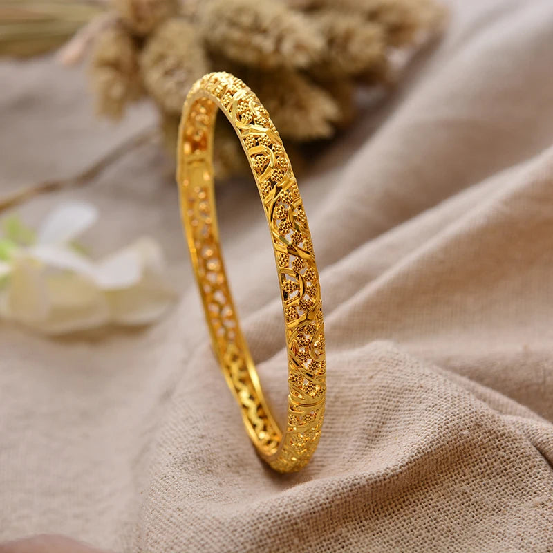 ﻿ Wedding Bride Light Luxury Gold Color Flower Bangles For Women's Bracelet, the Best Gift for Mother and Girlfriend