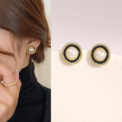 2024 Vintage Imitation Pearl Round Stud Earrings Gold Color Metal Side Geometric Black Enamel Earrings for Women Elegant Jewelry