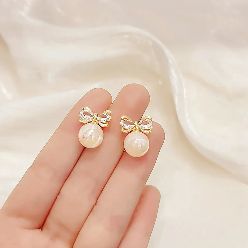 Gold Color Classic Metal Hoop Pearl  Butterfly Earrings For Woman Fashion Korean Jewelry Temperament Girl's Daily Wear earrings