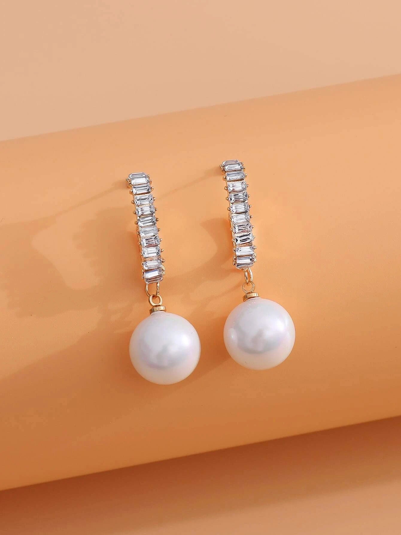 2pcs Rhinestone Decor Faux Pearl Drop Earrings