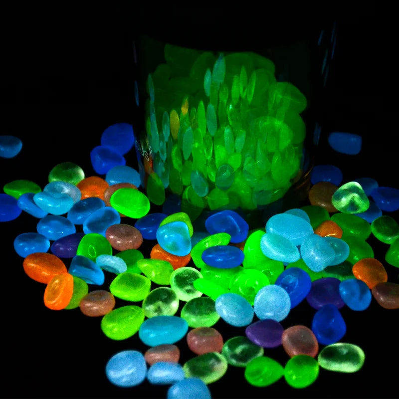 50/100Pcs Glow in the Dark Garden Pebbles For Sidewalk Garden Terrace Lawn Garden Patio Fish Tank Aquarium Decoration Glow Stone