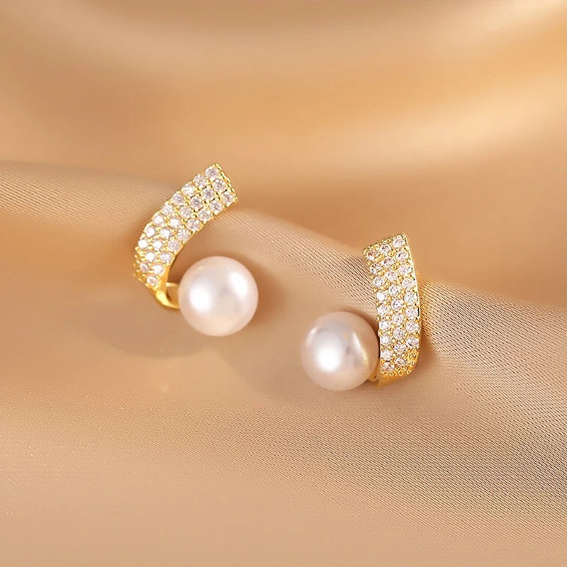 Vintage Shiny Crystal Pearl Earrings For Women Golden Handmade Twist Korean Fashion Jewelry 2023 Trendy Cubic Zirconia Earring