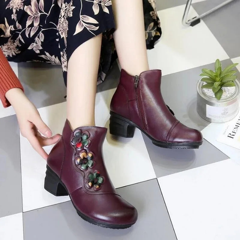 YAERNI Autumn Winter Shoes Woman Cow Leather Flower Shoes Comfort Med Heel Ankle Boots Genuine Leather Fashion Shoes women