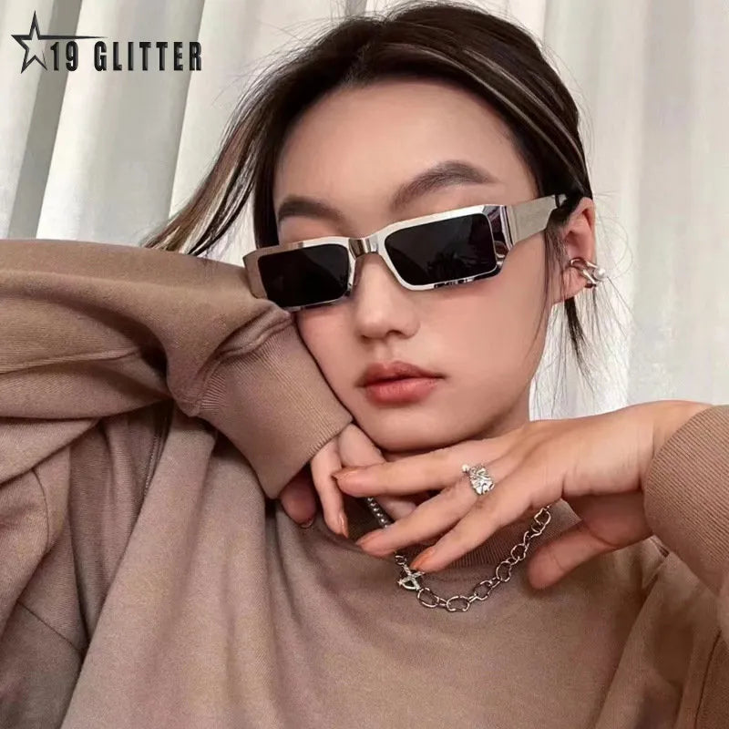 2023 New Fashion Modern Square Sunglasses Women Vintage Metal Punk Sun Glasses Men Hip Hop Shades Female Show Oculos Feminino