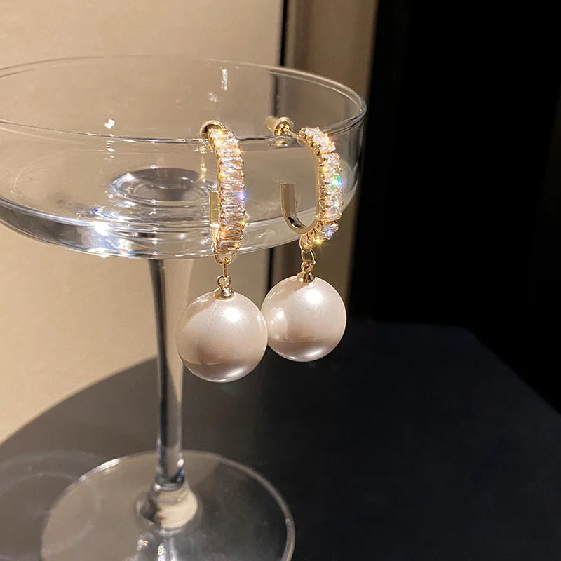 2022 New Fashion Korean White Pearl Drop Earrings for Women Shiny Crystal Exquisite Earrings Wedding Party Engagement Jewelry