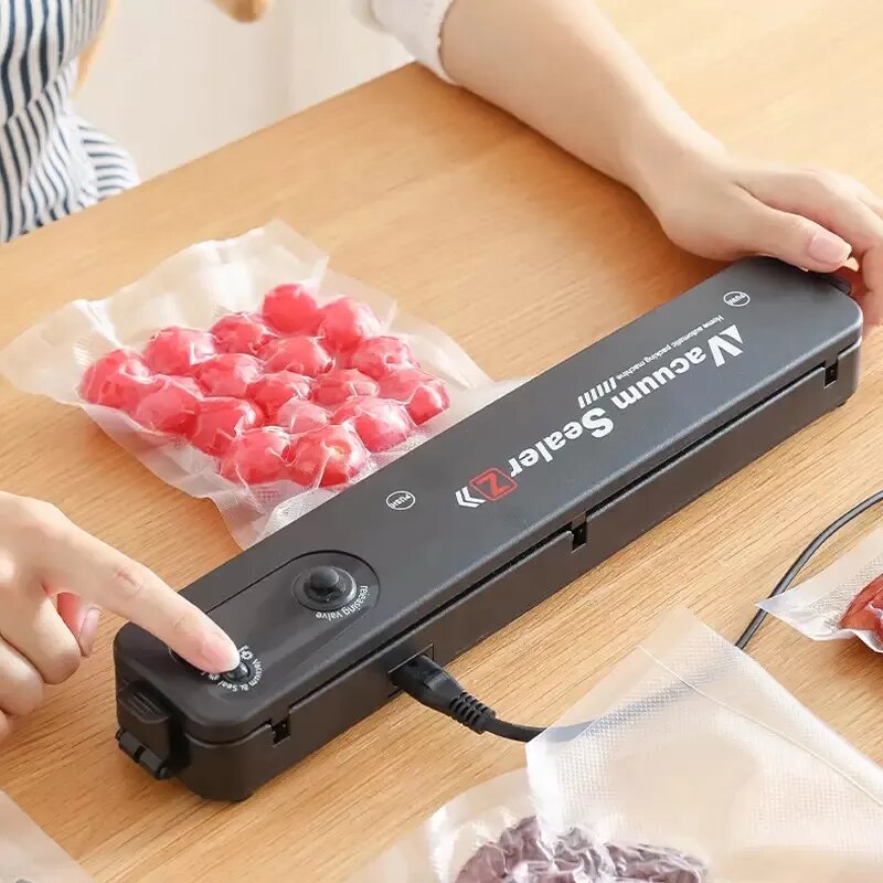 2022 Kitchen Vacuum Food Sealer 220V/110V Automatic Commercial Household Food Vacuum Sealer Packaging Machine Include 10Pcs Bags