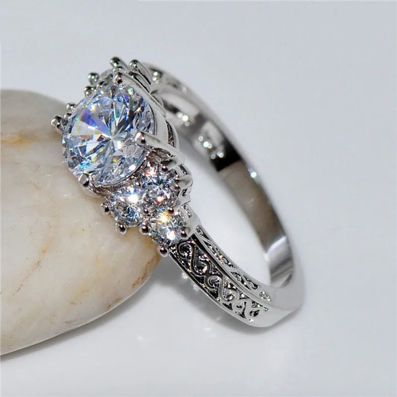 Exquisite Fashion Silver Color Engagement Rings for Women Fashion White Zircon Crystal Ring Anniversary Bridal Wedding Jewelry