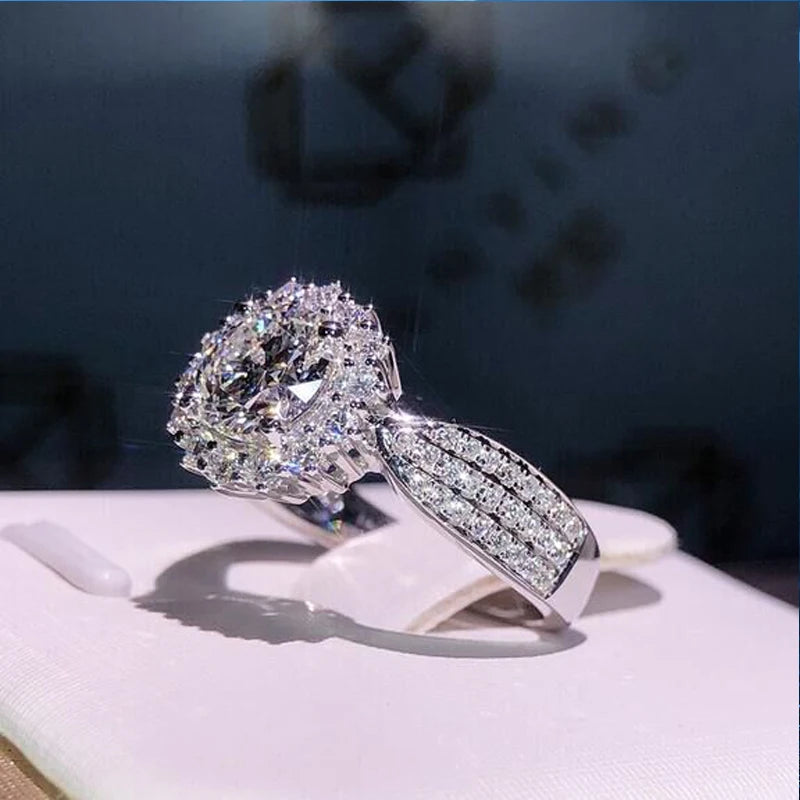 Elegant Female Dazzling Flower Ring Zircon Anniversary Jewelry High Quality Exquisite Crystal Wedding Engagement Fashion Ring