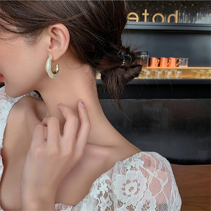 SHANGZHIHUA White Pearl Earrings For Women In 2021 New Trend Delicate Fashion Earrings Advanced Sense Imitation Pearl Earrings