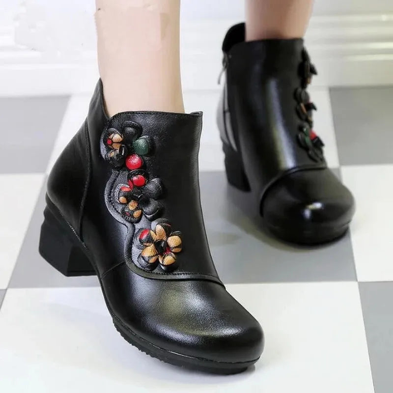 YAERNI Autumn Winter Shoes Woman Cow Leather Flower Shoes Comfort Med Heel Ankle Boots Genuine Leather Fashion Shoes women