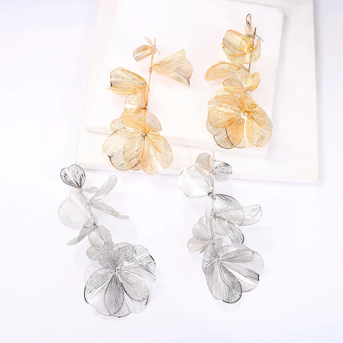 2023 New ZAA Earrings Long Metal Flower Dangle Drop Earrings for Women Vintage Golden Personality Jewelry Pendientes Wholesale